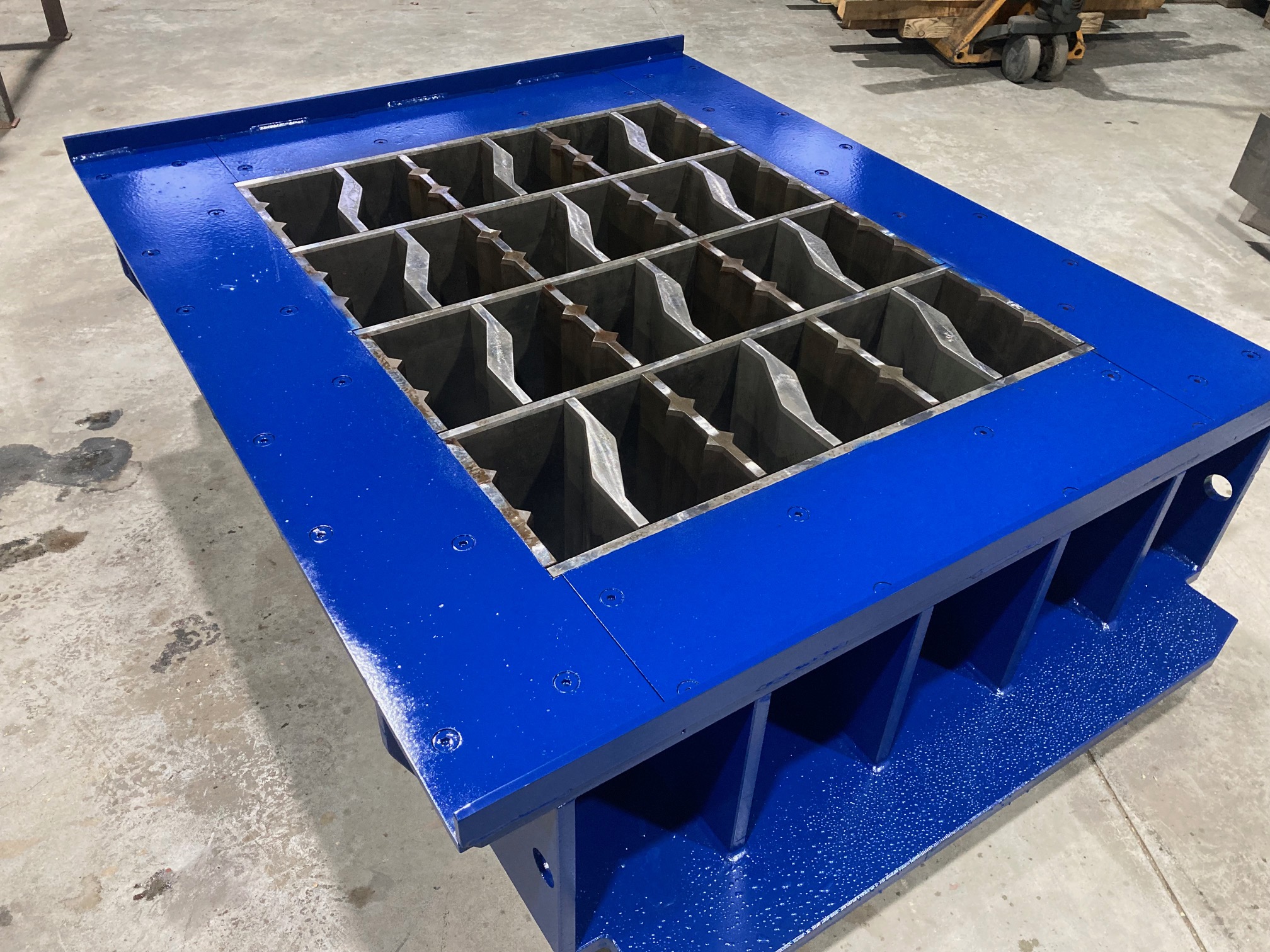 steel-mold-for-concrete